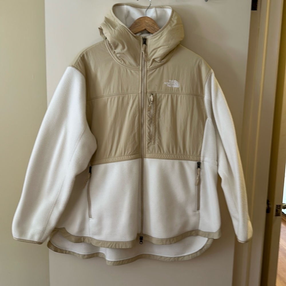 Women’s Denali 3X Great winter coat . Used Great condition .